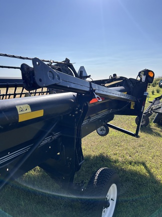 2018 MacDon FD75 Header Combine