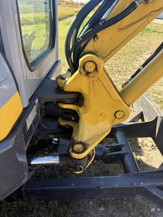 2011 New Holland E35B Excavator Mini