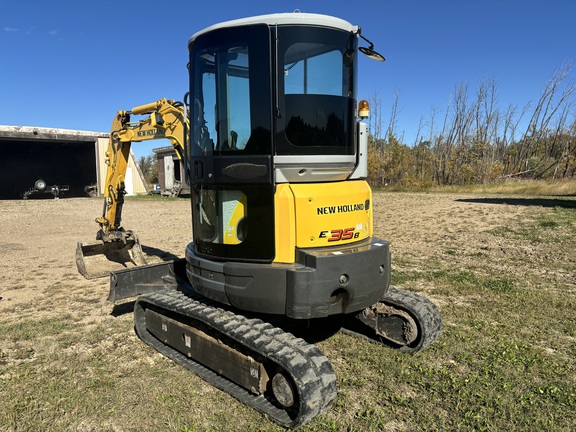 2011 New Holland E35B Excavator Mini