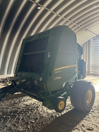 2022 John Deere 560M Baler/Round