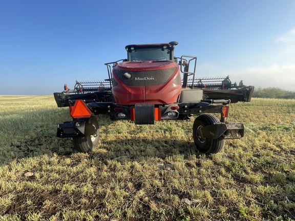 2018 MacDon M1170 Windrower