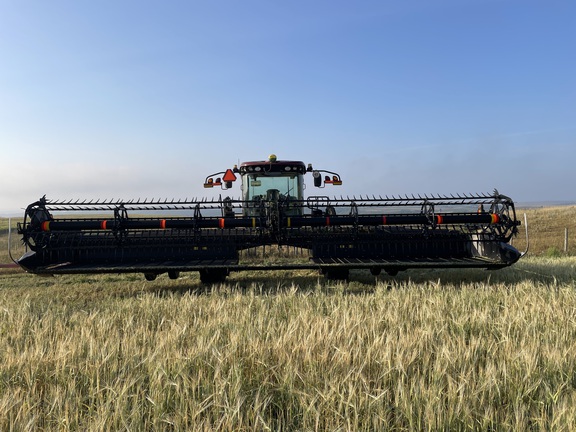 2018 MacDon M1170 Windrower