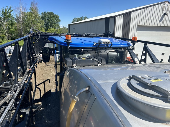 2021 New Holland SP410F Sprayer/High Clearance