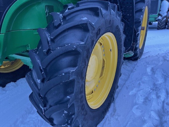 2023 John Deere 7R 210 Tractor