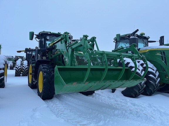 2023 John Deere 7R 210 Tractor