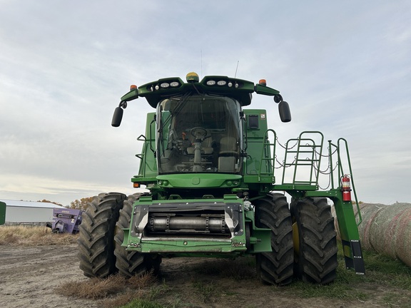 2020 John Deere S780 Combine