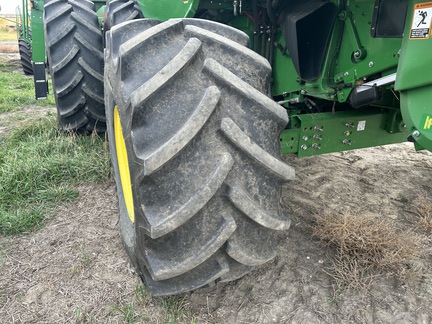 2020 John Deere S780 Combine