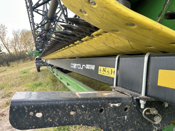 2021 John Deere HD40R Header Combine