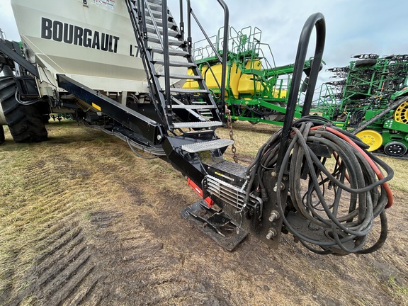 2013 John Deere 1870 Air Seeder