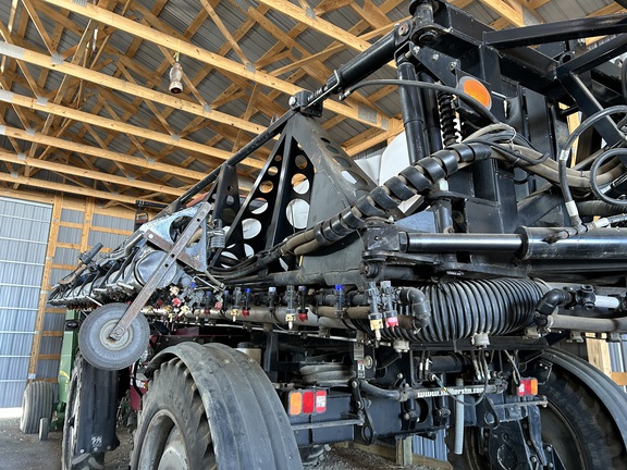 2010 Miller Pro Condor A75 Sprayer/High Clearance