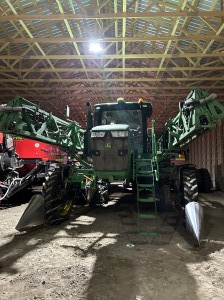 2020 John Deere R4044 Sprayer/High Clearance