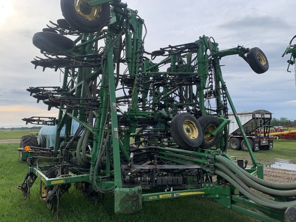 2011 John Deere 1870 Air Seeder