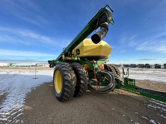 2021 John Deere N543F Air Seeder