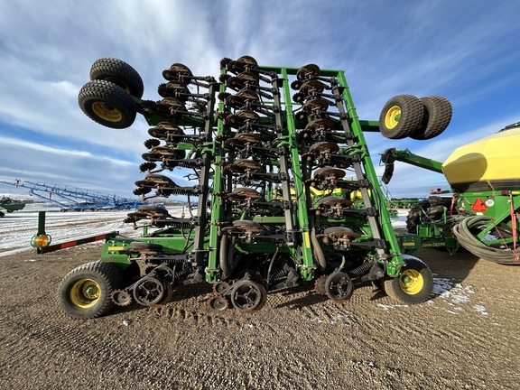 2021 John Deere N543F Air Seeder