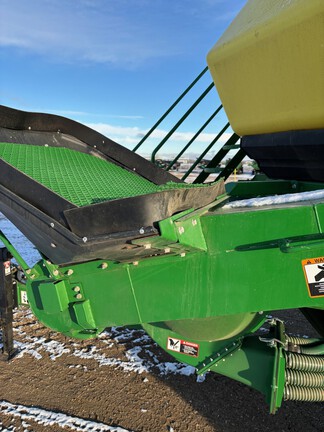 2021 John Deere N543F Air Seeder