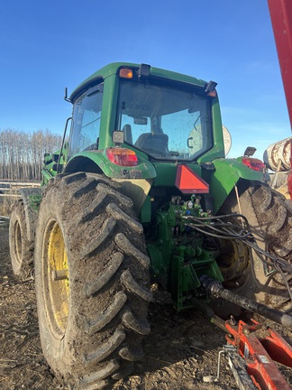 2011 John Deere 7230 Premium Tractor