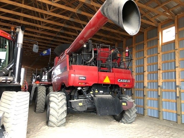 2013 Case 8230 Combine