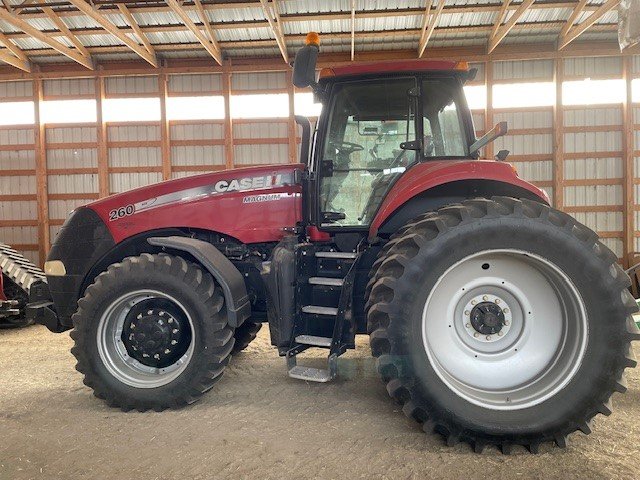 2012 Case MAG260 Tractor