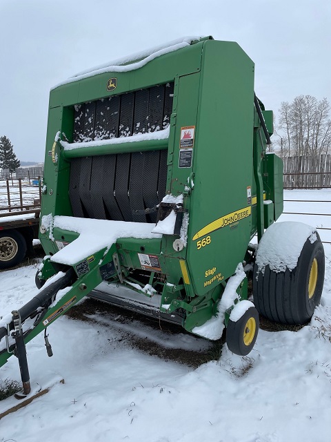 2009 John Deere 568 Baler/Round