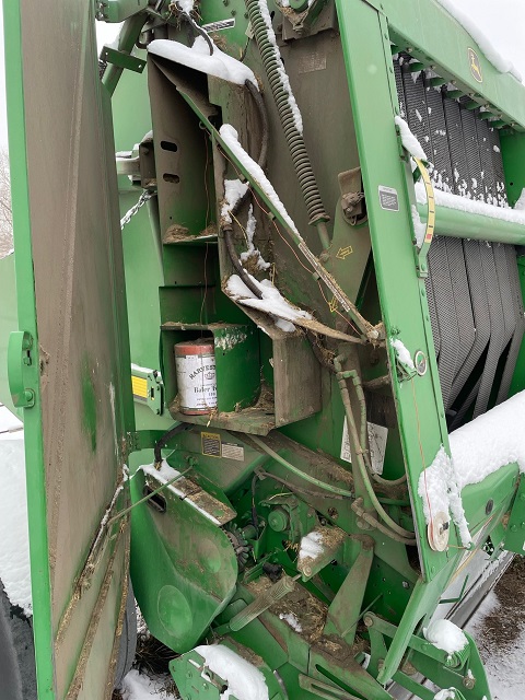 2009 John Deere 568 Baler/Round