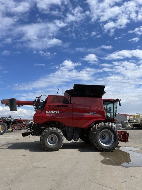 2023 Case 9250 Combine