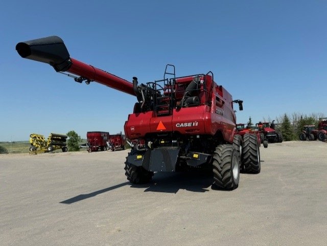 2023 Case 8250 Combine