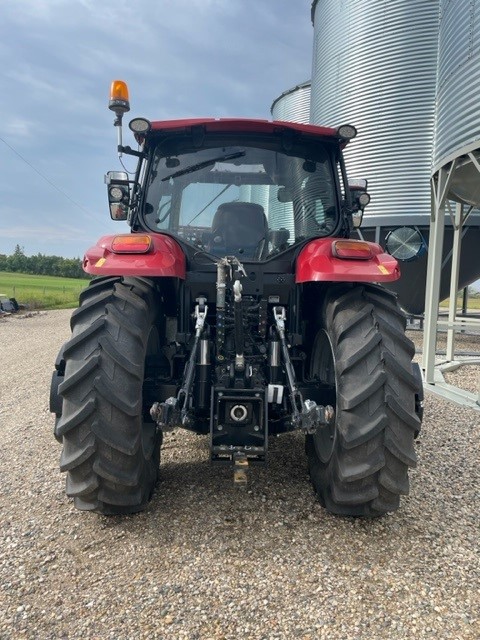 2018 Case MAX115 Tractor