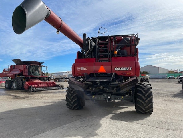 2016 Case 8240 Combine