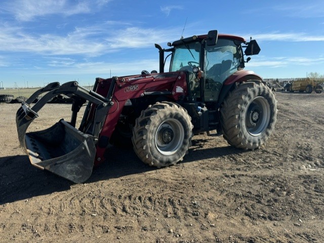 2016 Case MAX135 Tractor