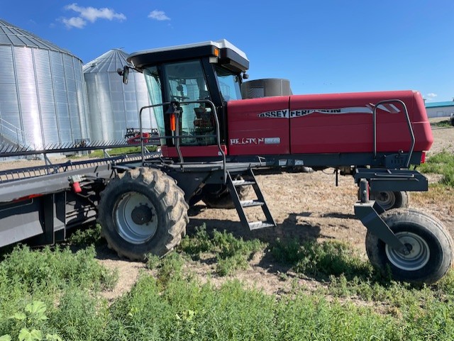 2007 Ferguson 9435 Windrower