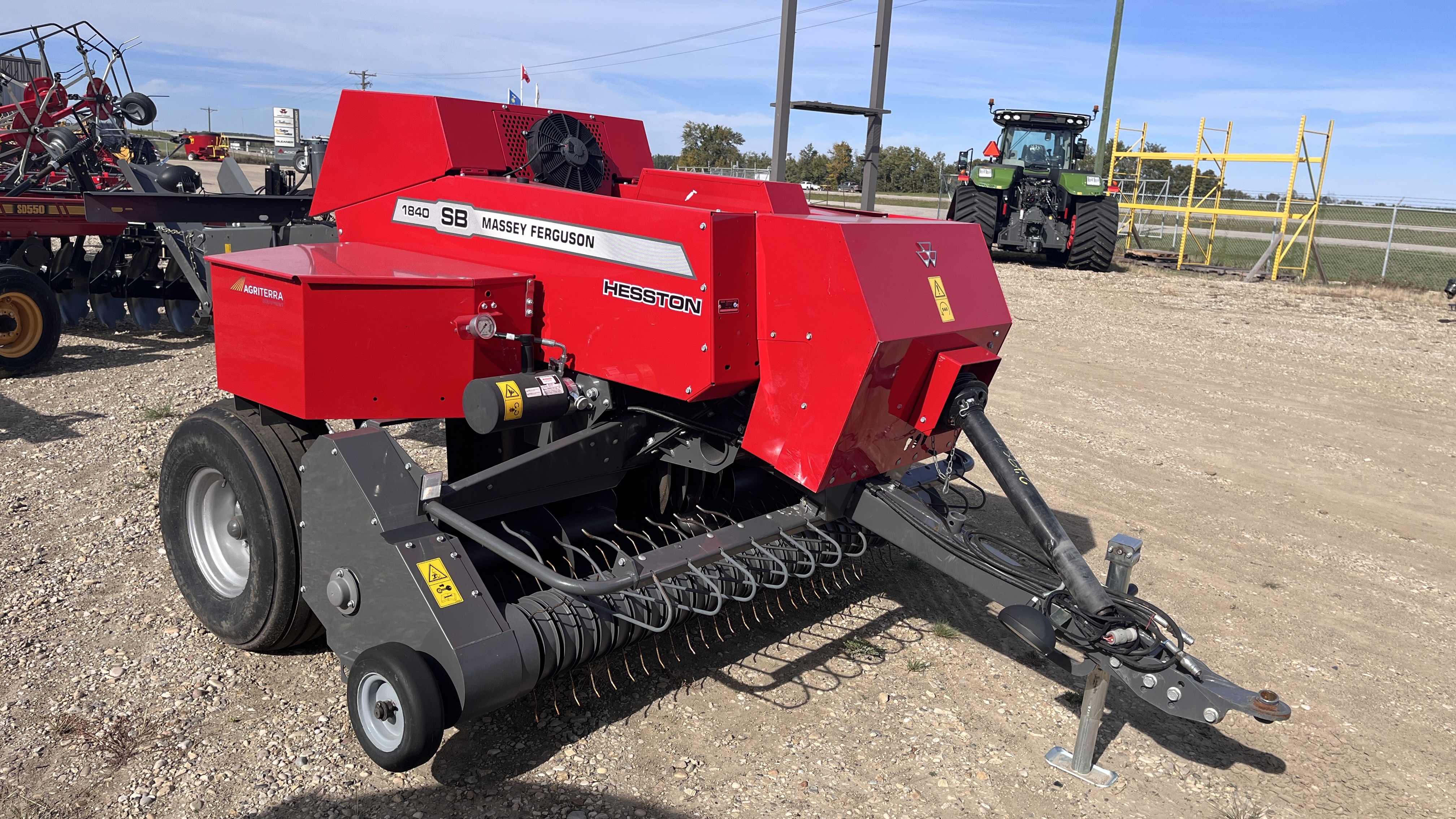 2023 Massey Ferguson 1840 Baler/Round