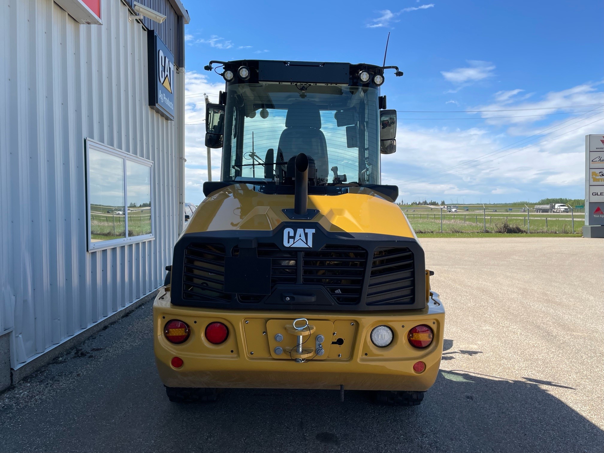 2023 Caterpillar 908 Compact Utility Loader