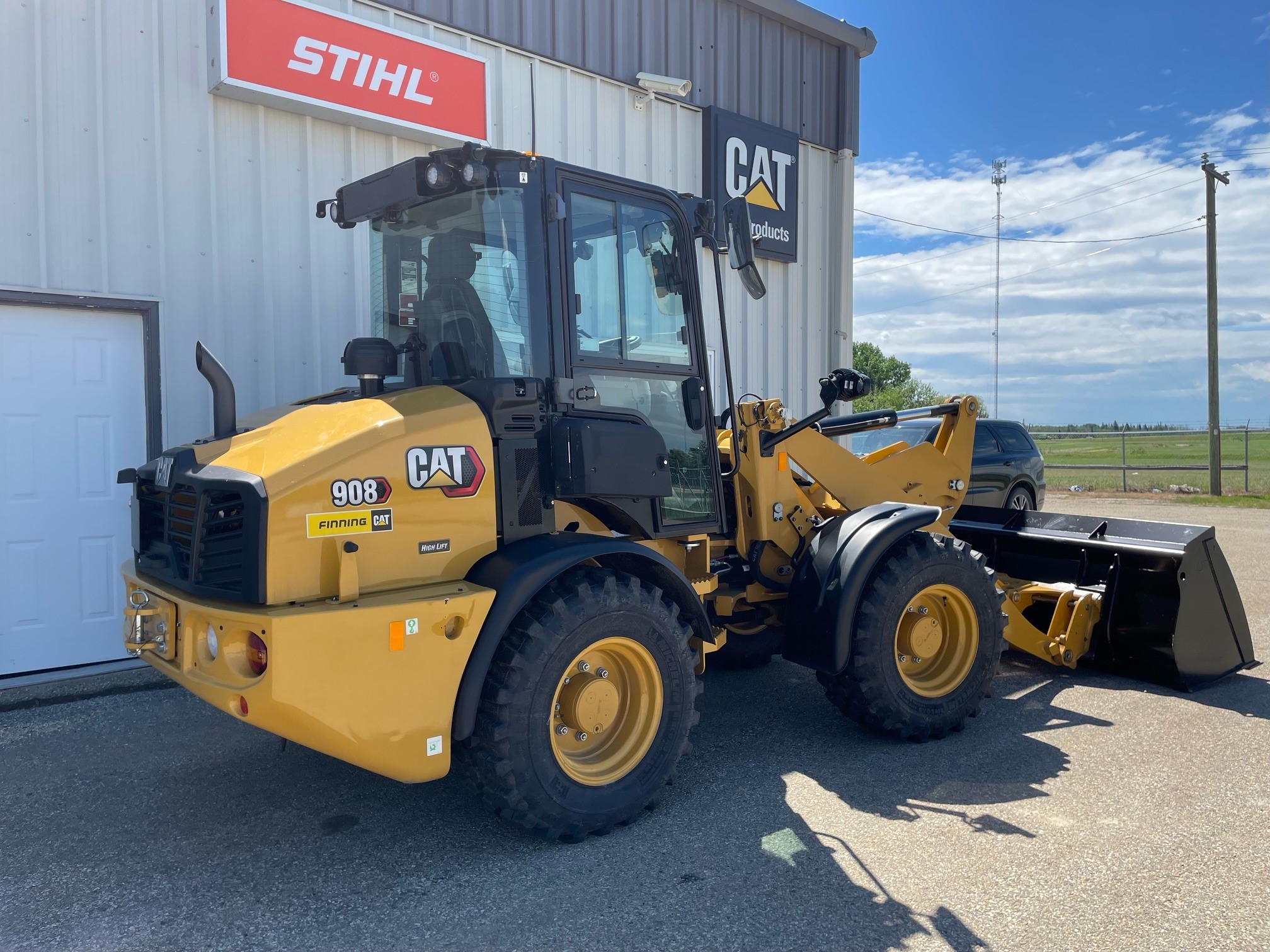 2023 Caterpillar 908 Compact Utility Loader