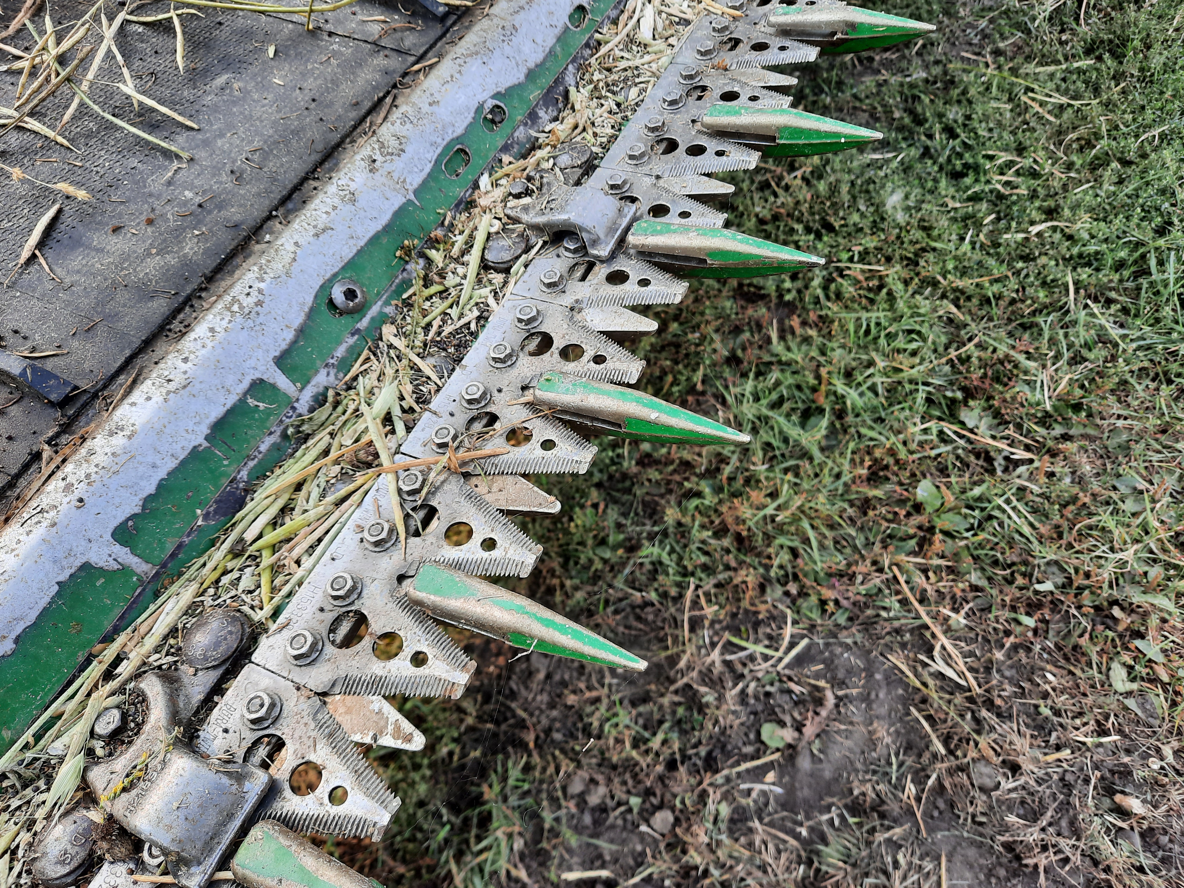 2011 John Deere D450 Swather