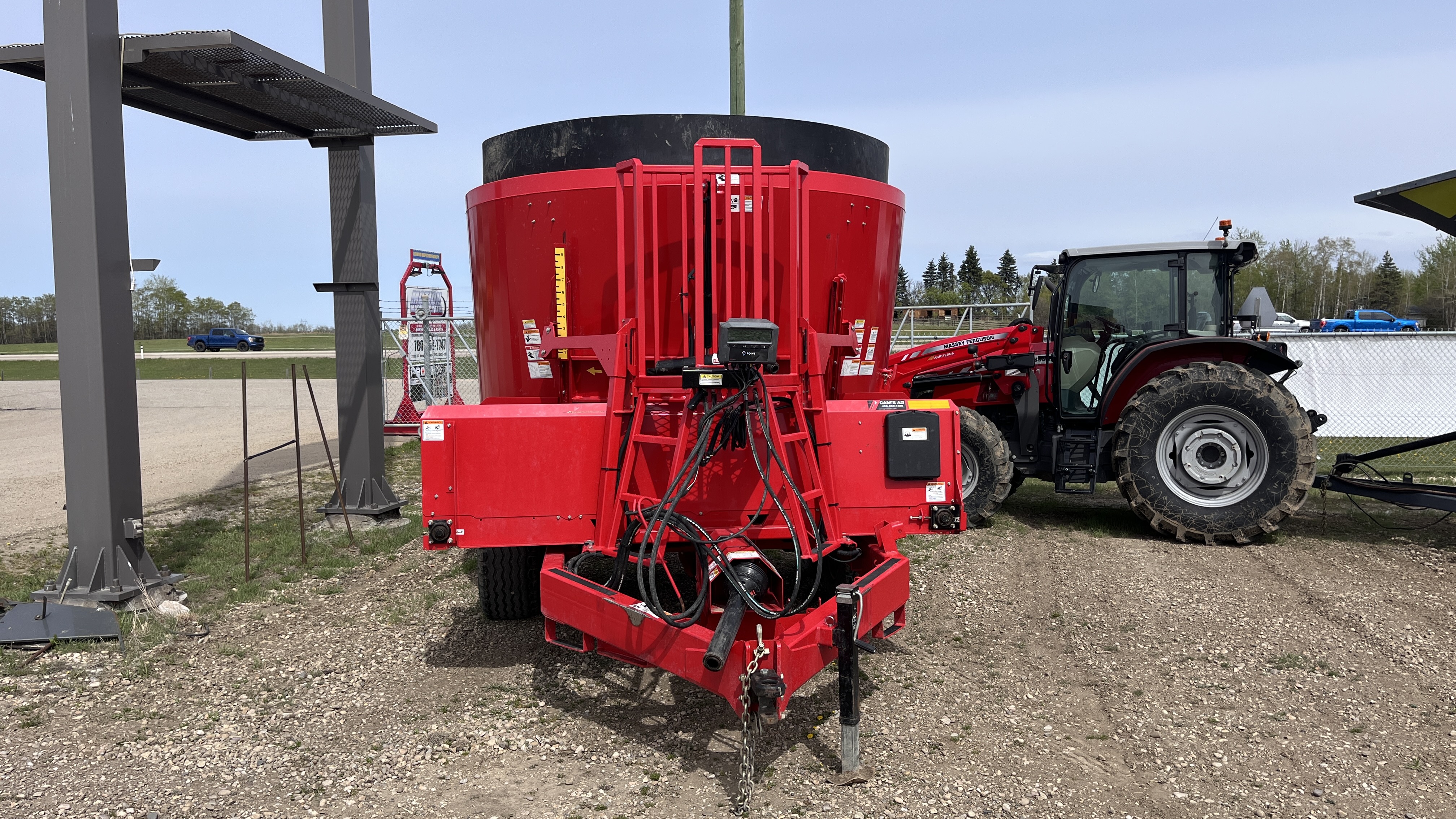 2023 NDE FS550L Vertical Feed Mixer