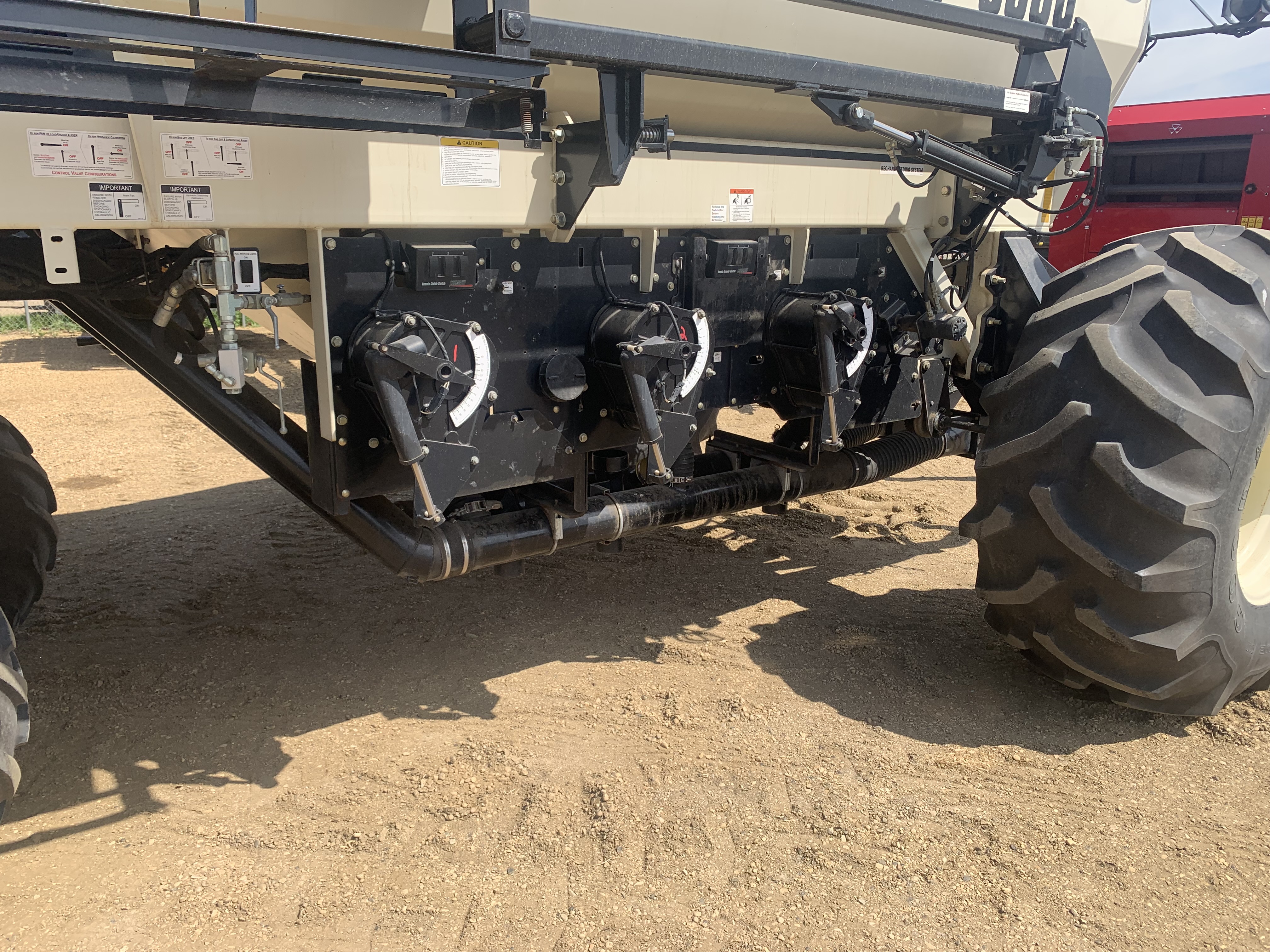 2007 Bourgault 6350 Air Seeder