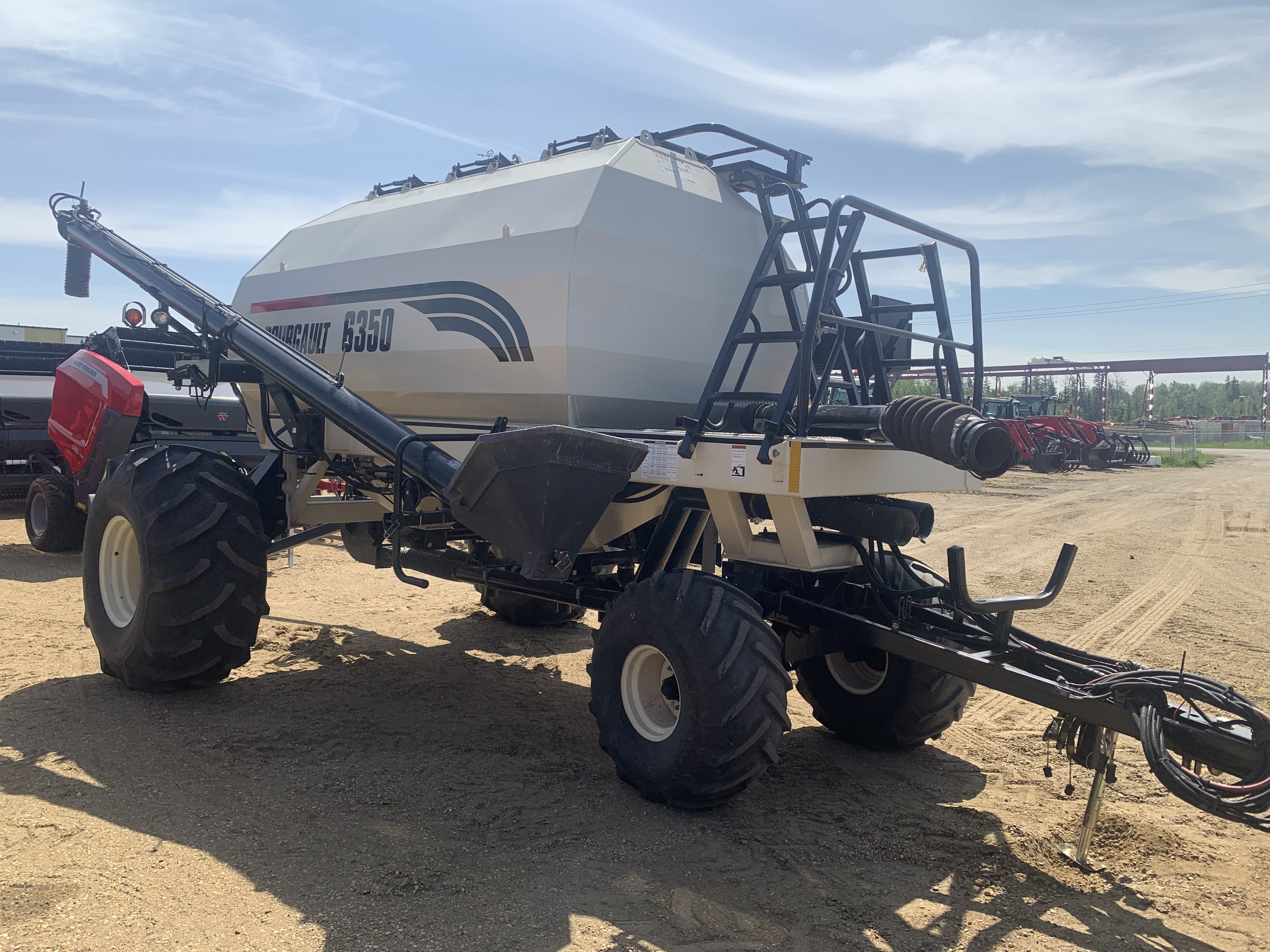 2007 Bourgault 6350 Air Seeder