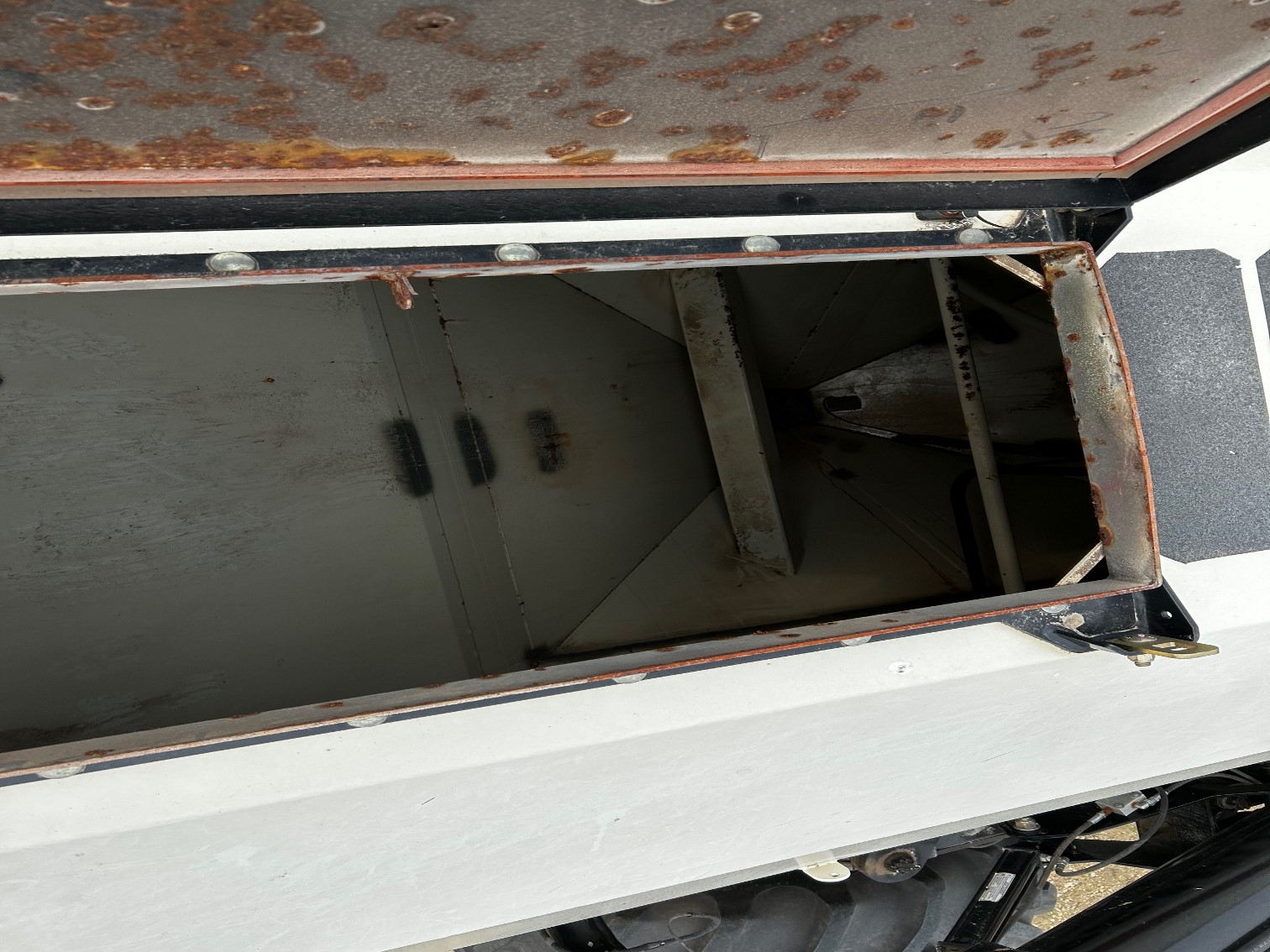 2013 Bourgault 6550ST Air Tank/Cart