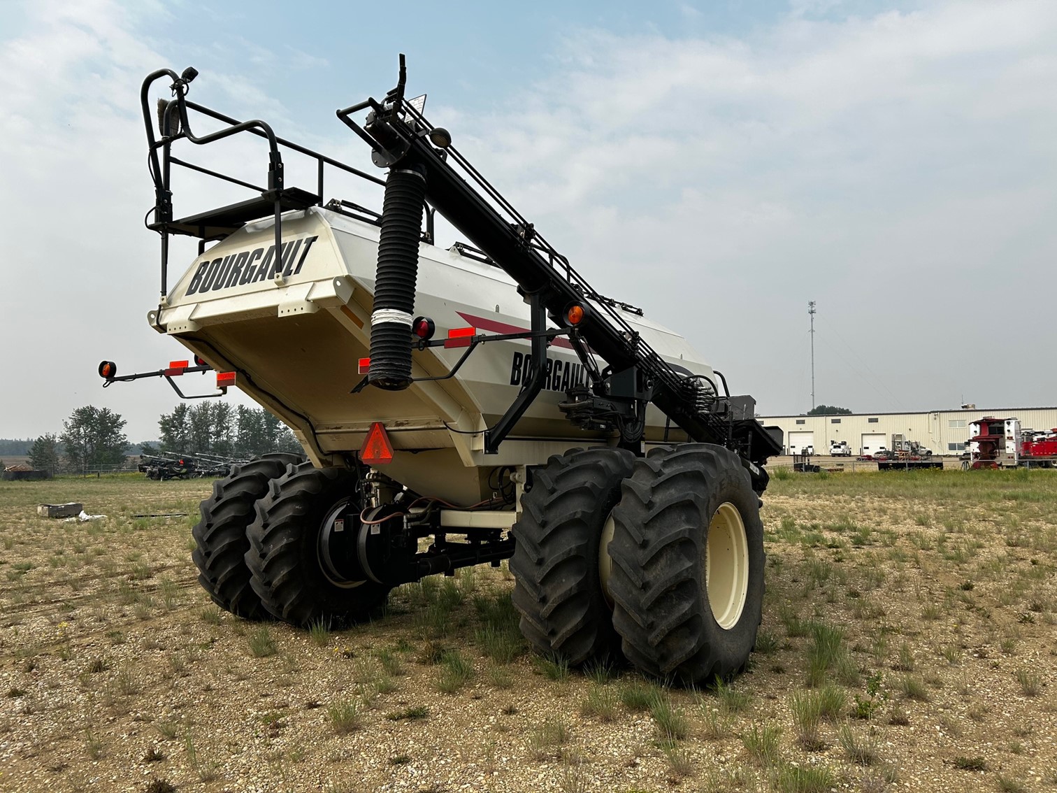 2013 Bourgault 6550ST Air Tank/Cart