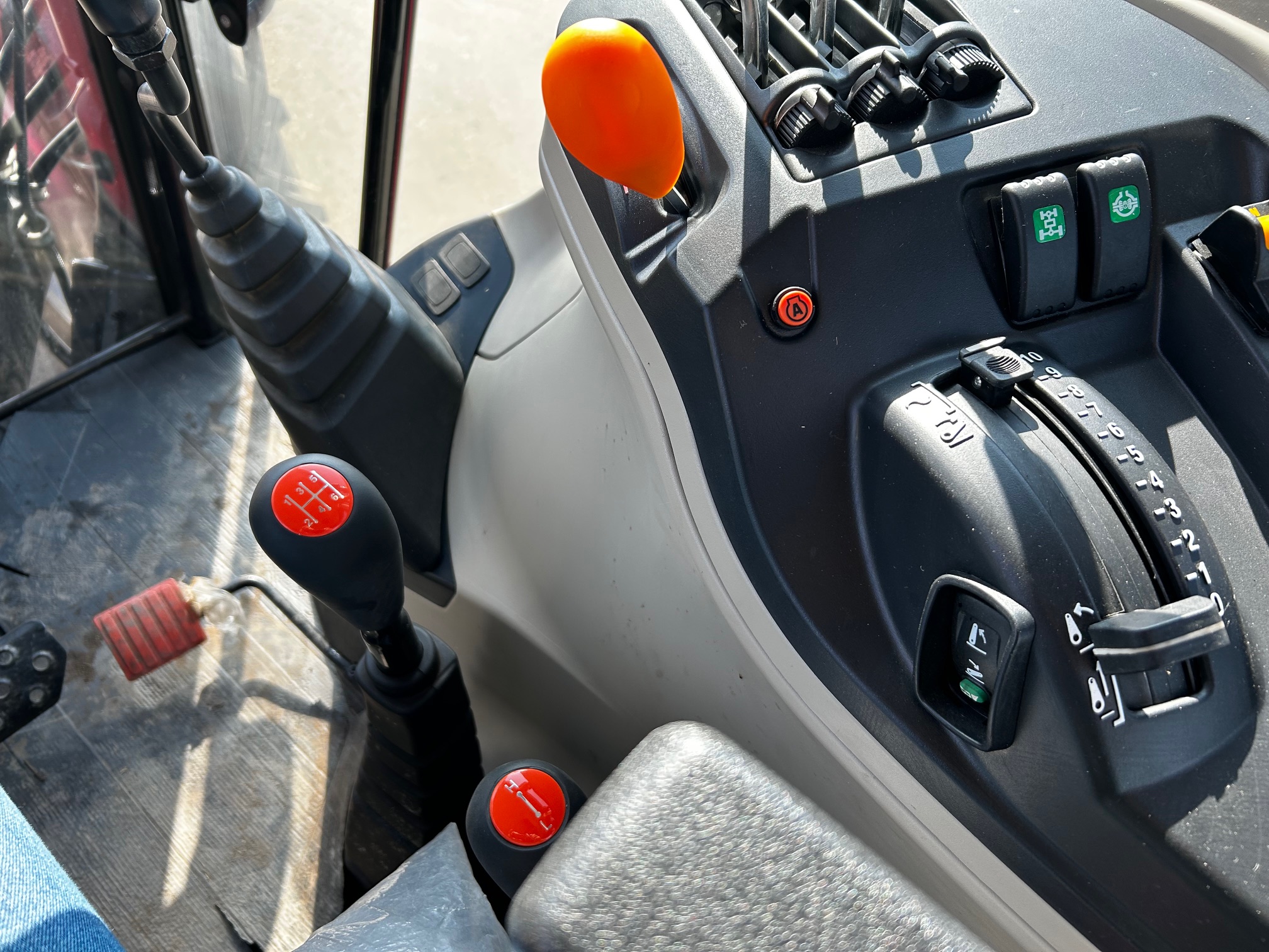 2022 Massey Ferguson 6713 Tractor