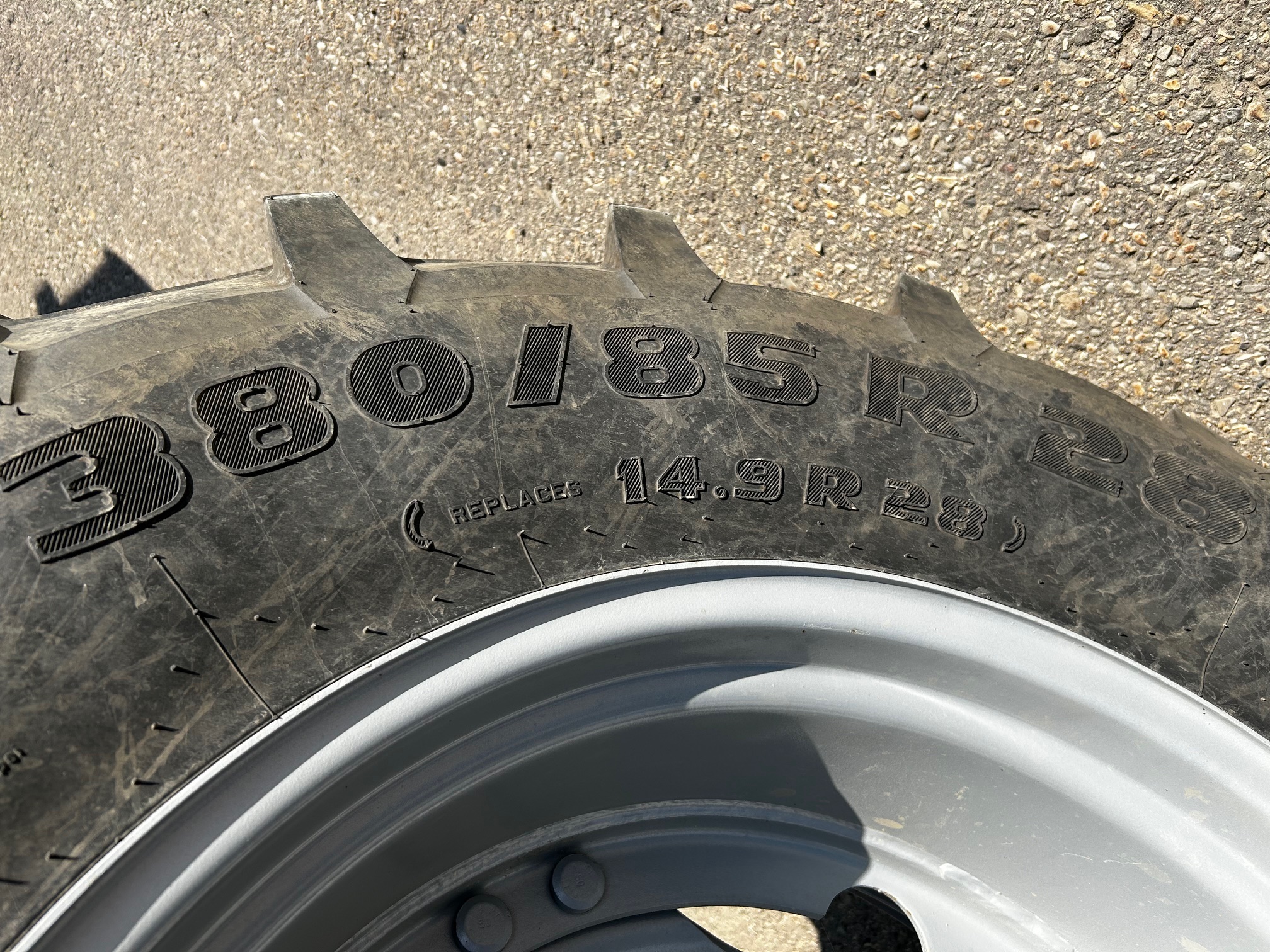 2022 Massey Ferguson 6713 Tractor