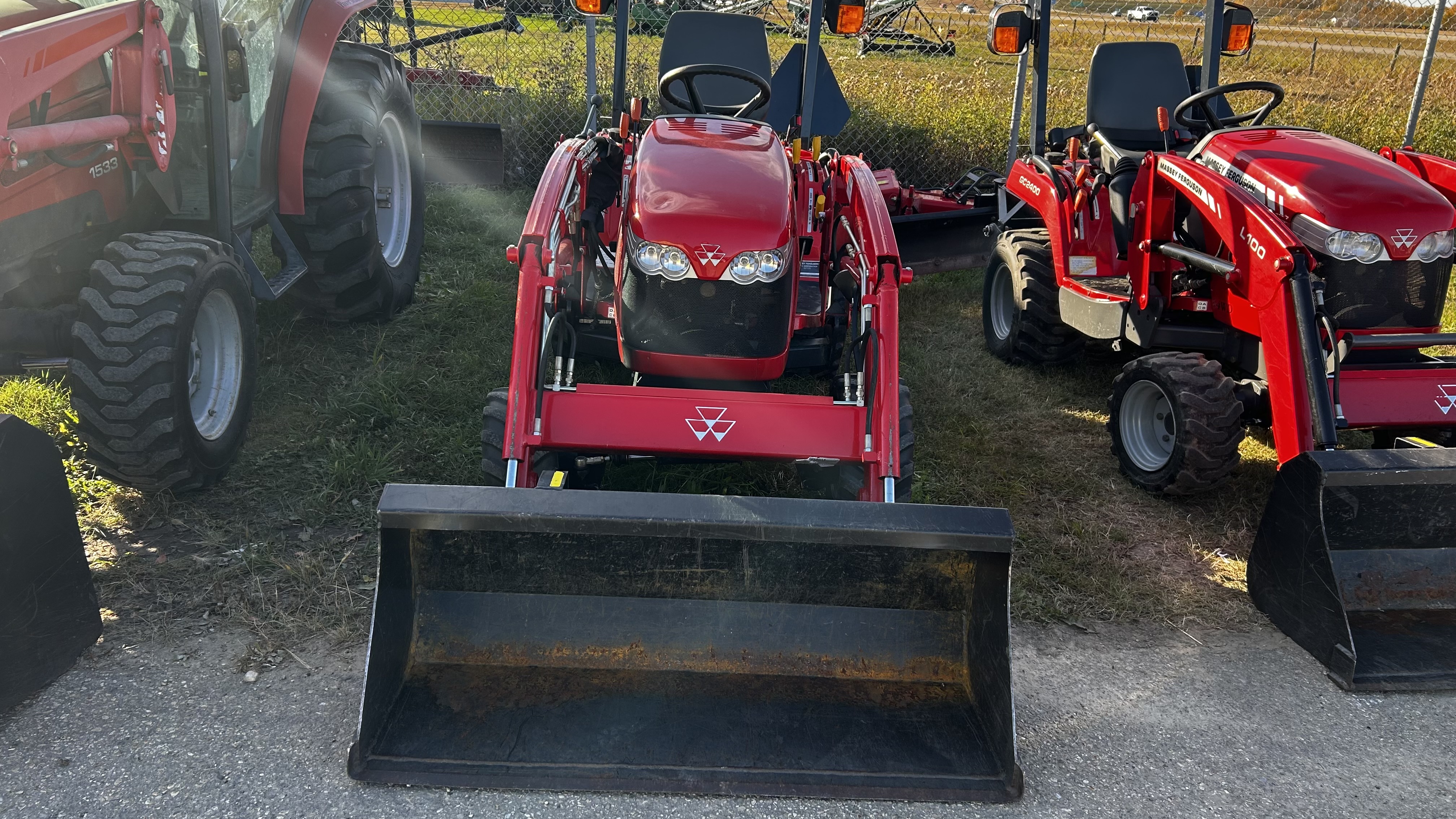 2009 Massey Ferguson GC2400L Tractor Compact