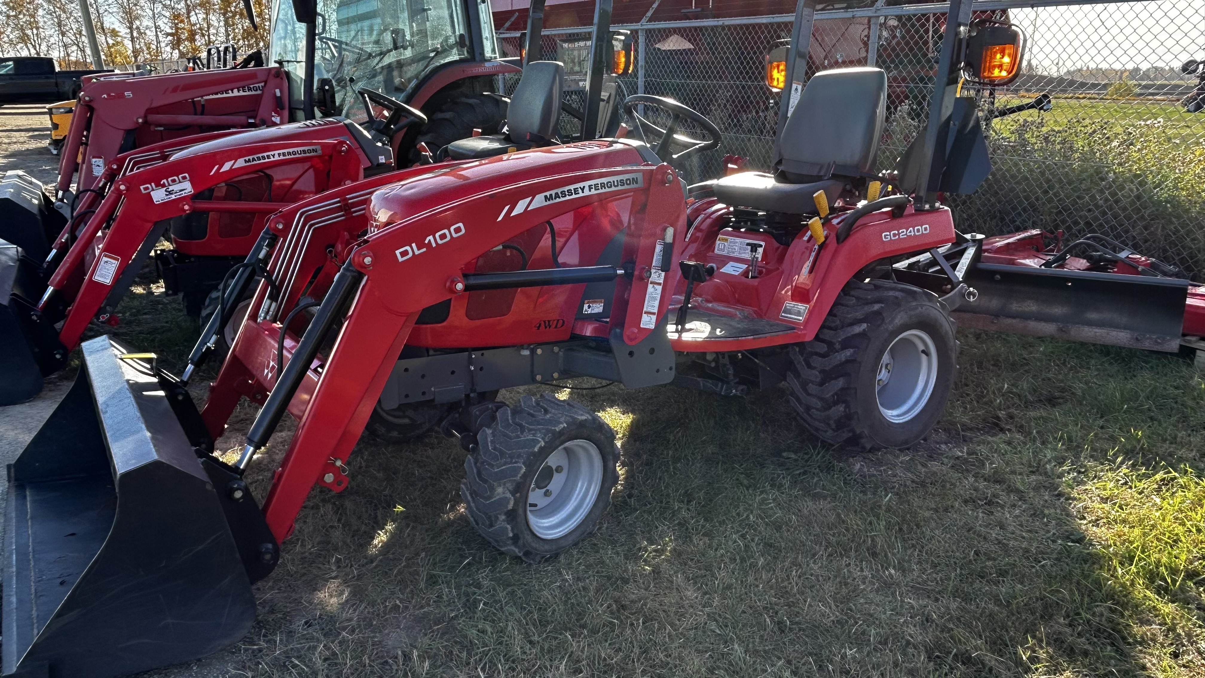 2009 Massey Ferguson GC2400L Tractor Compact