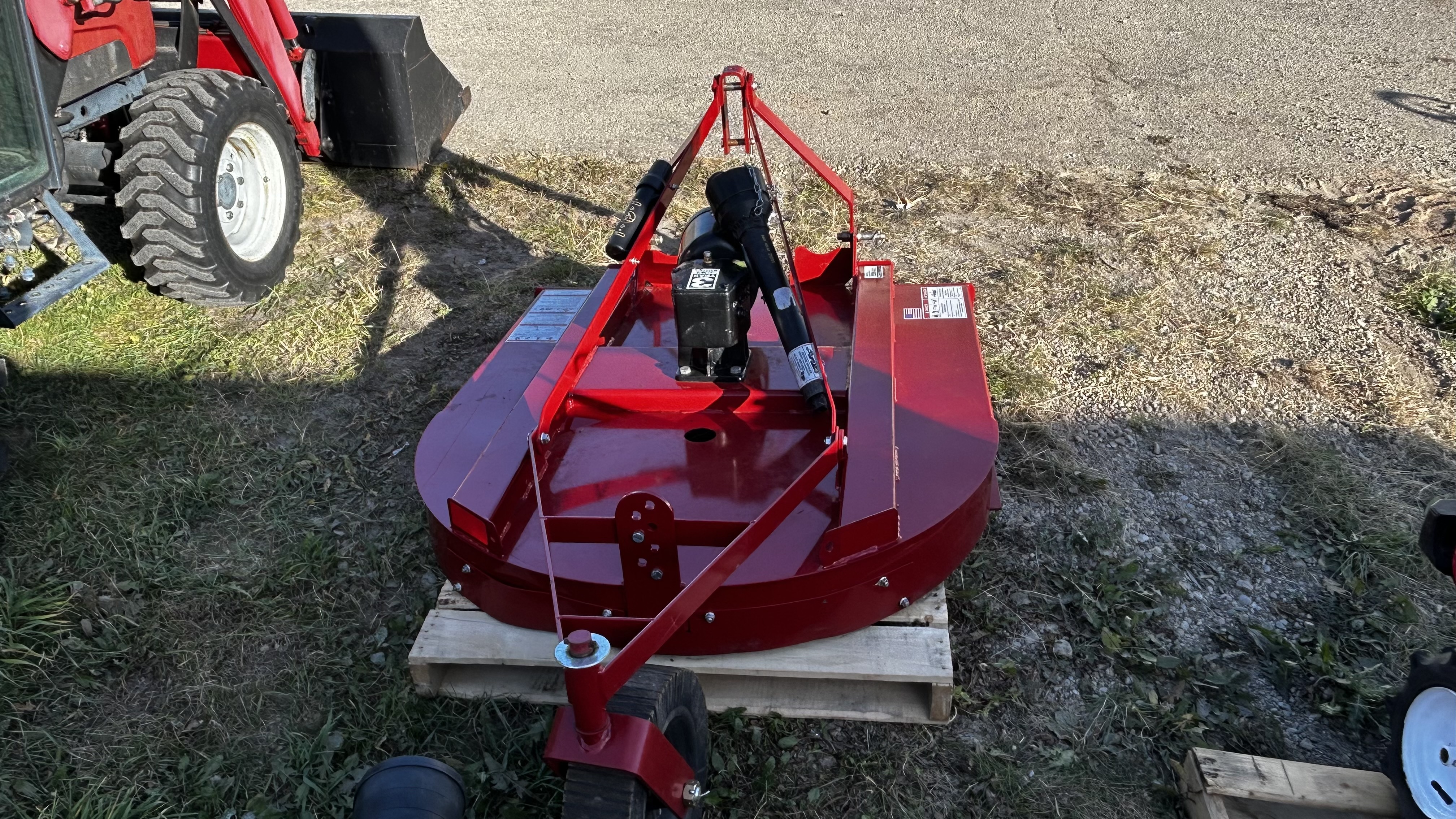2009 Massey Ferguson GC2400L Tractor Compact