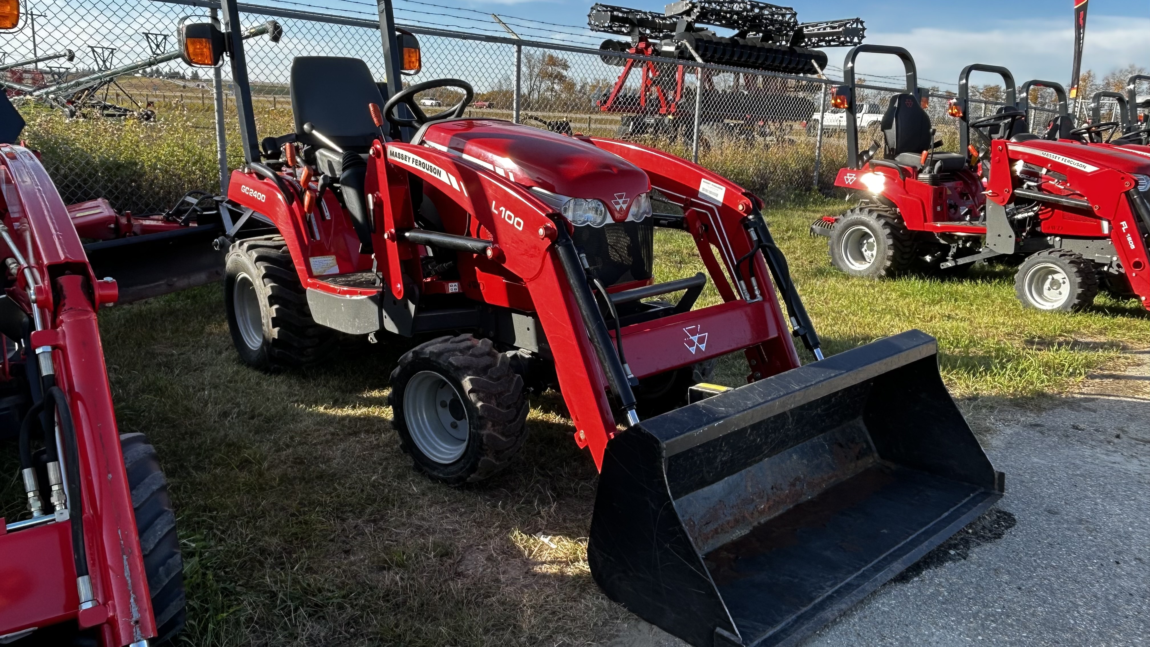 2009 Massey Ferguson GC2400L Tractor Compact