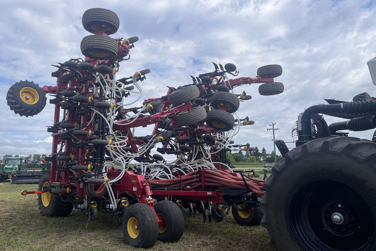 2021 Bourgault 3335-66 Air Drill