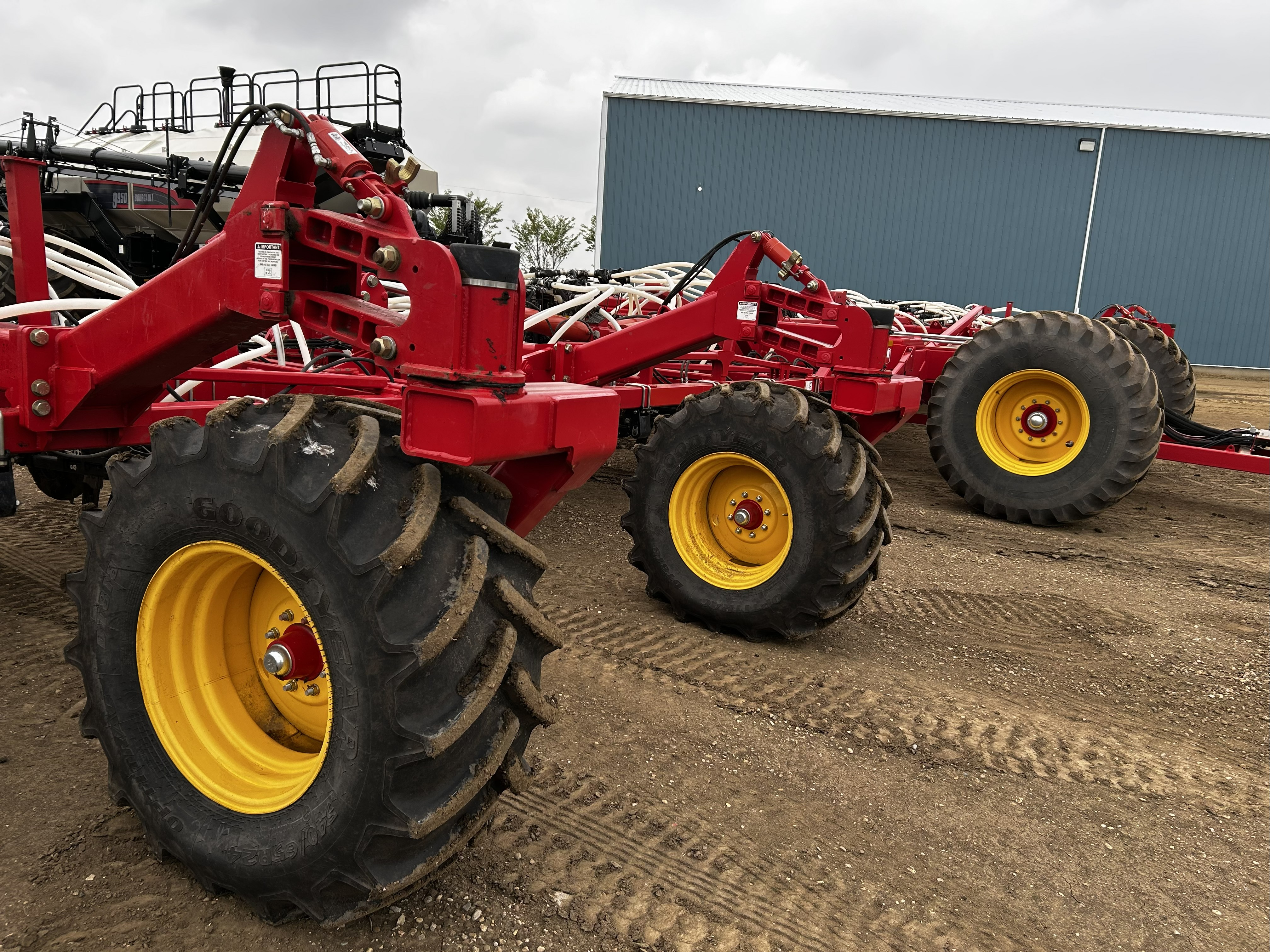 2021 Bourgault 3335-66 Air Drill