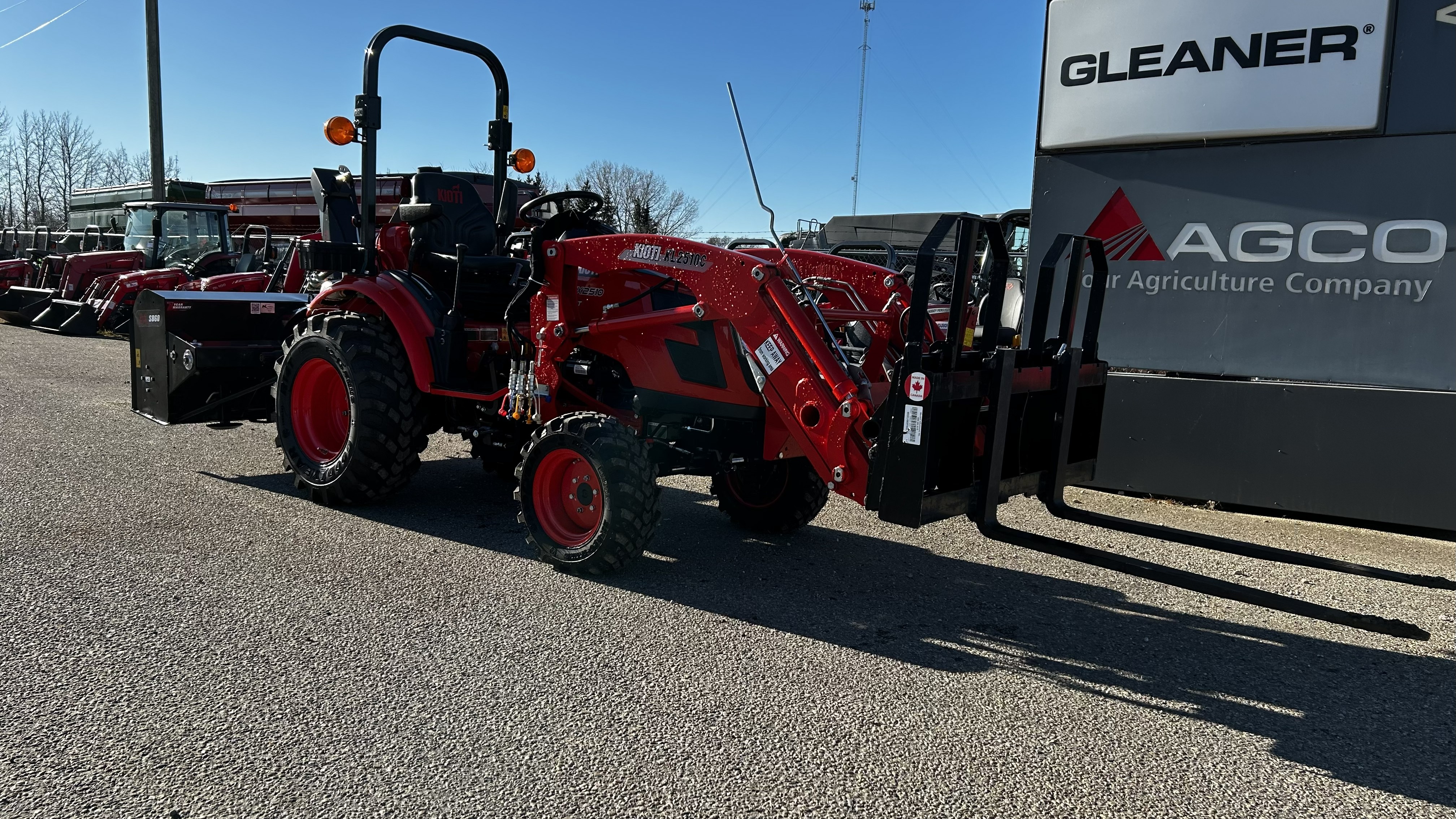 2022 Kioti CX2510 Tractor Compact