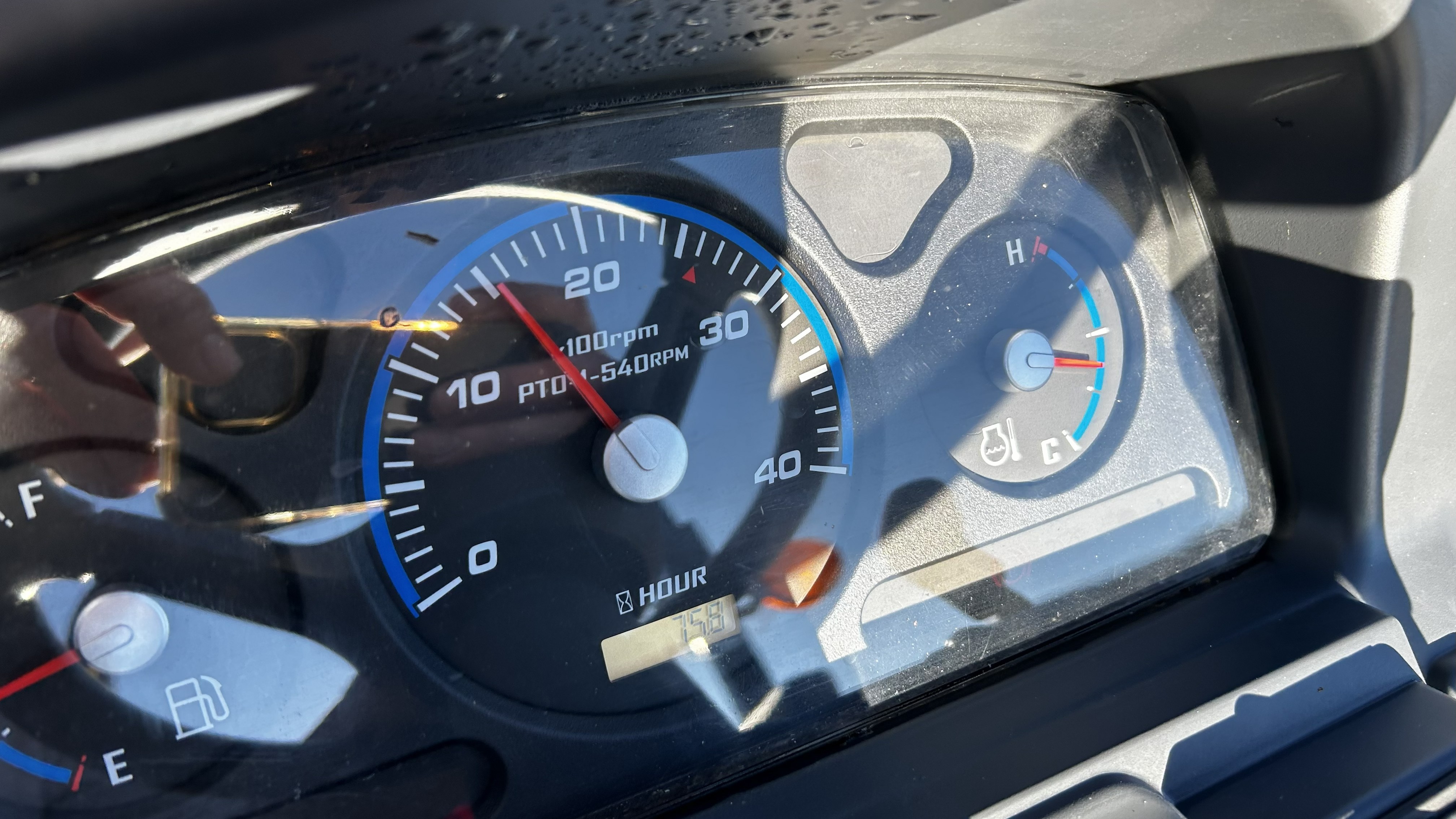 2022 Kioti CX2510 Tractor Compact