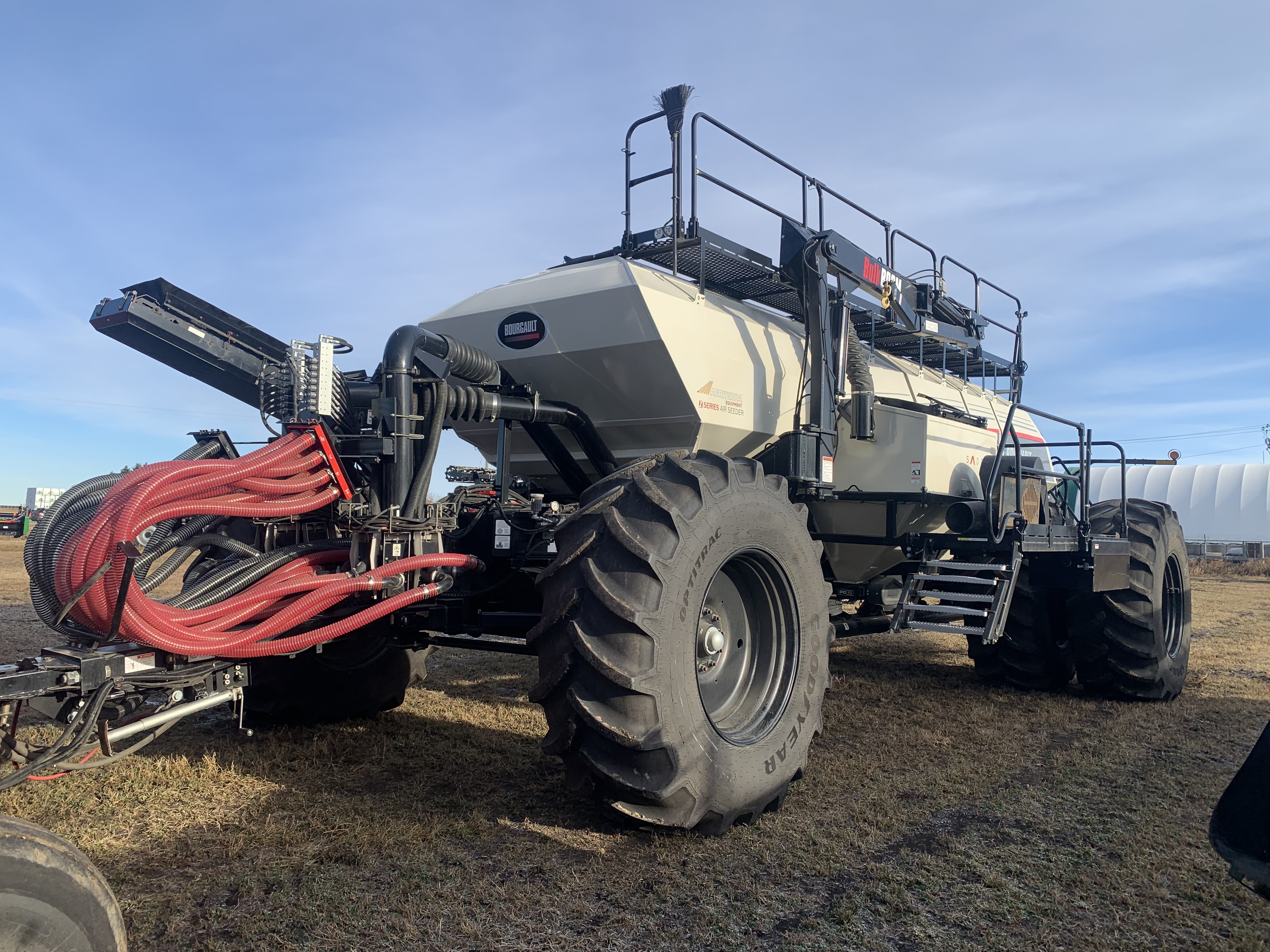2022 Bourgault 9950 Air Tank/Cart